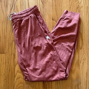 Vuori sz S Rust Red Jogger Pants great pre owned condition